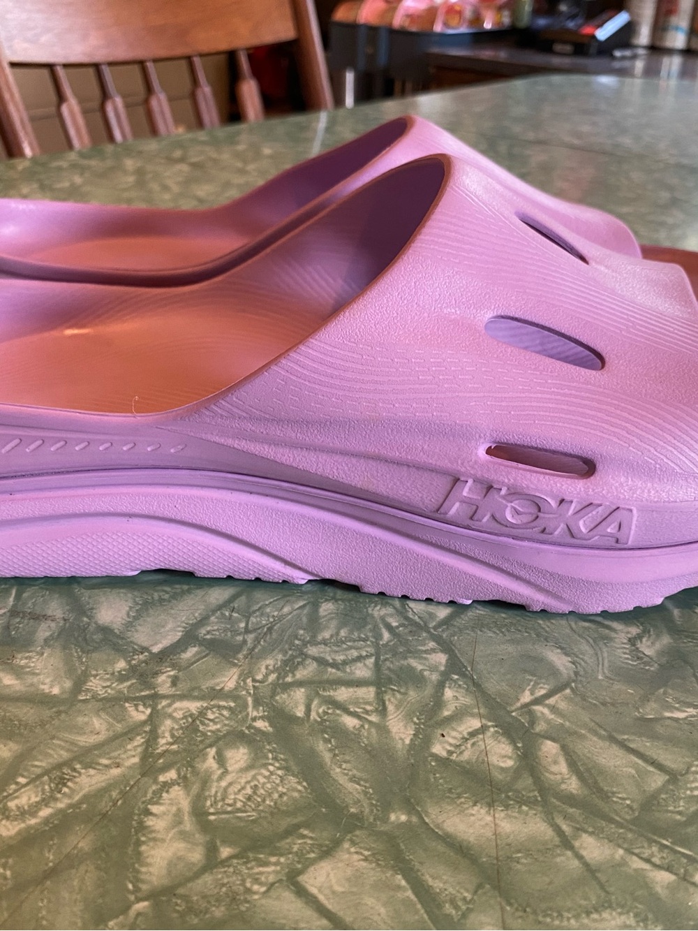 Nice Nearly New Men’s Size 13 Lavender Hoka Recovery Slides